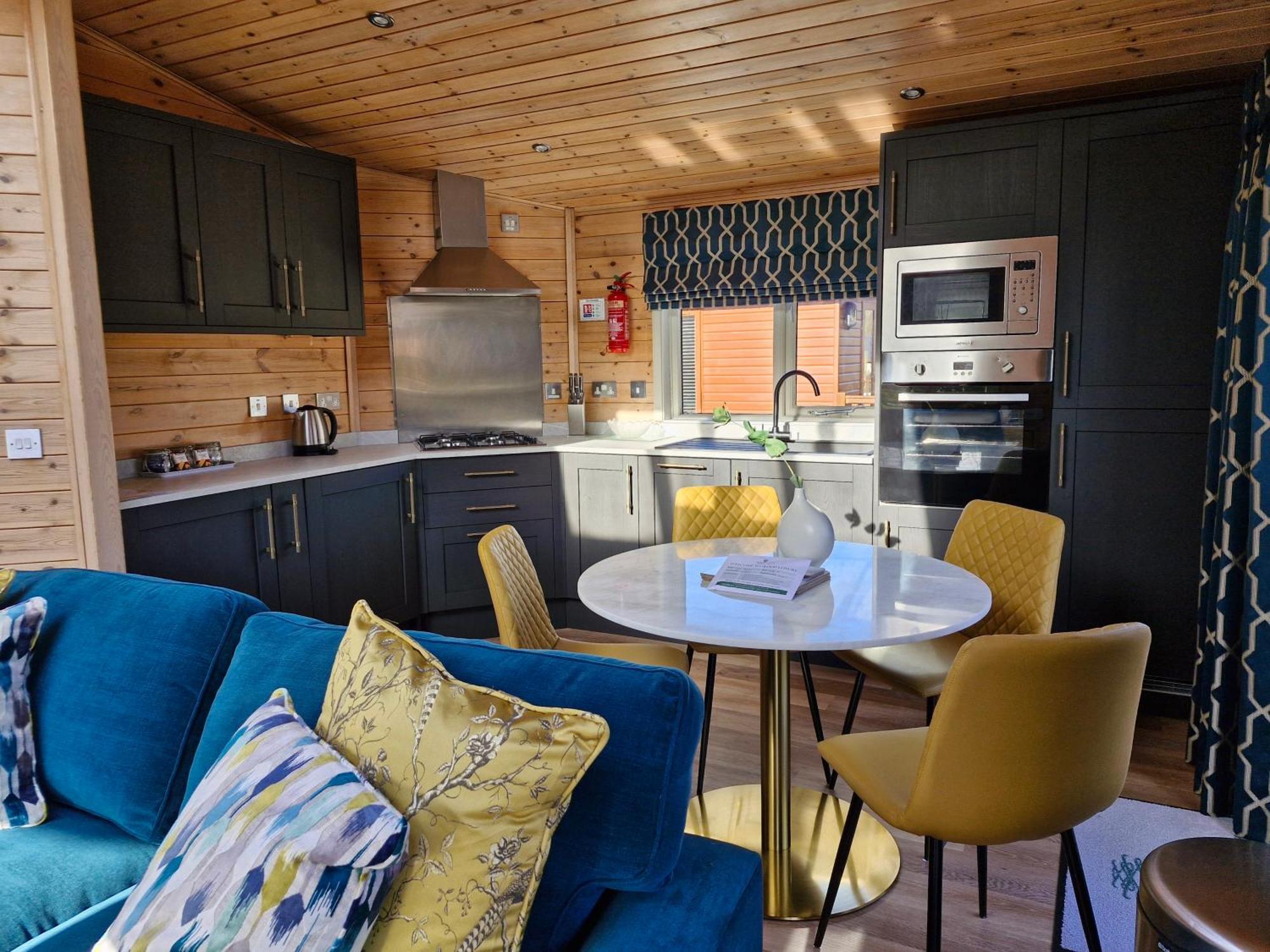 Lomond Woods Holiday Park บัลลอค ห้อง รูปภาพ